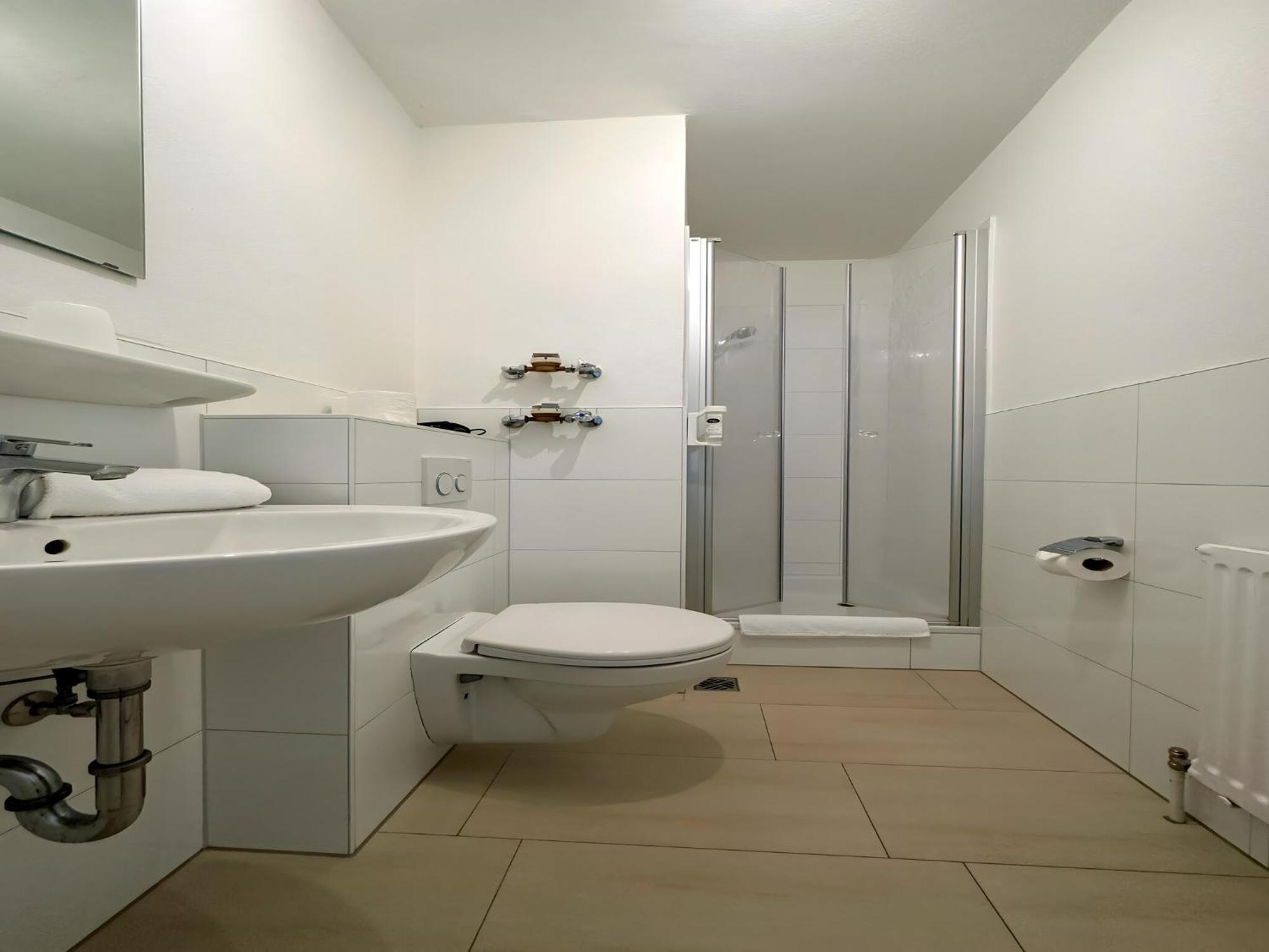 Appartement Inviting In With Sauna Indoor Pool